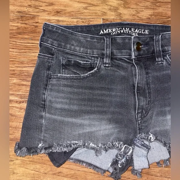 American Eagle Outfitters Black Jean Shorts - Picture 2 of 4